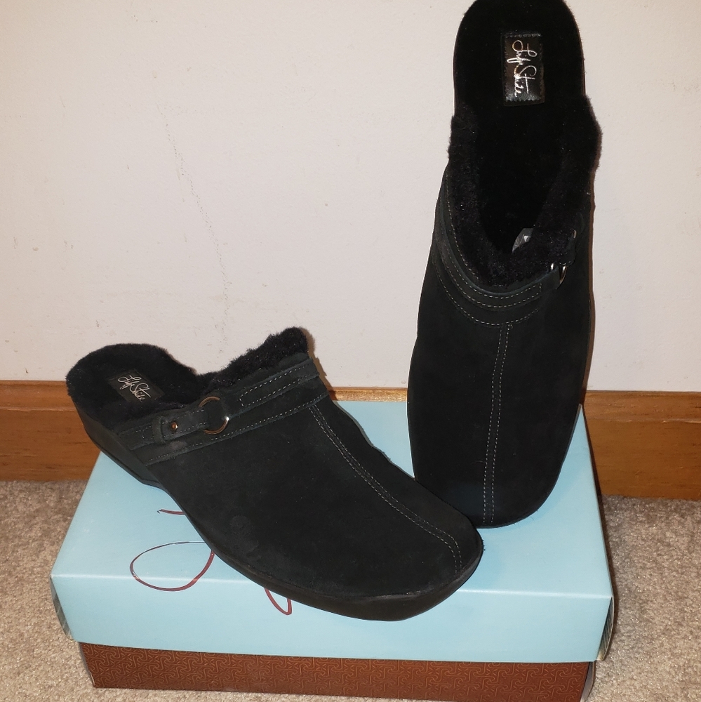 Lifestyle Fur lined Black Suede Clogs 11M